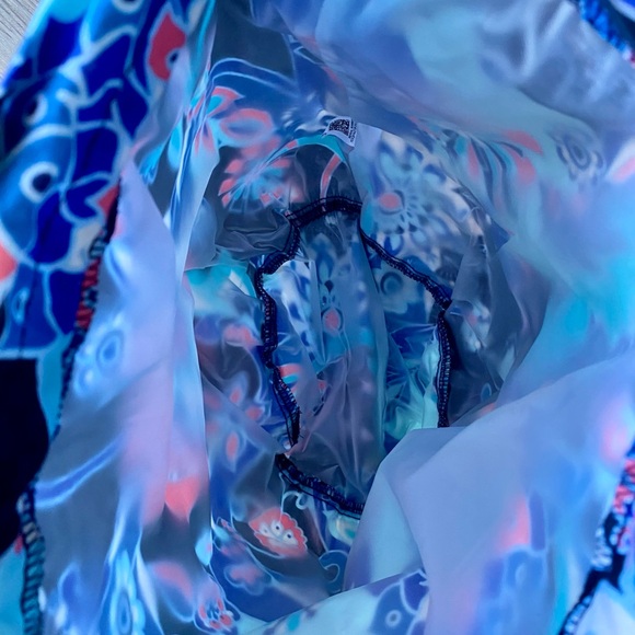 Vera Bradley Waterproof Liner Drawstring Pouch Bag - Picture 2 of 5